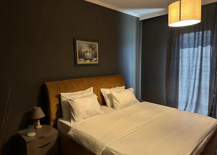 Отель Misk & 5*