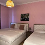Hotel Misk & Tirana
