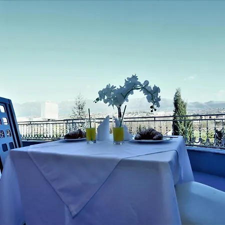 Misk & Hotell Tirana