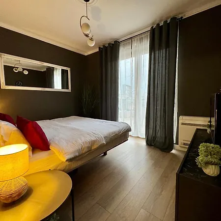 Misk & 5* Τίρανα