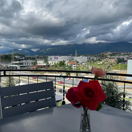 Hotell Misk & Tirana