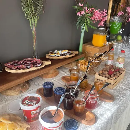 Ξενοδοχείο Misk & 5*