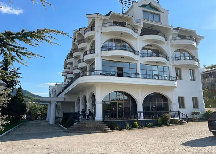 Szálloda Misk & Tirana