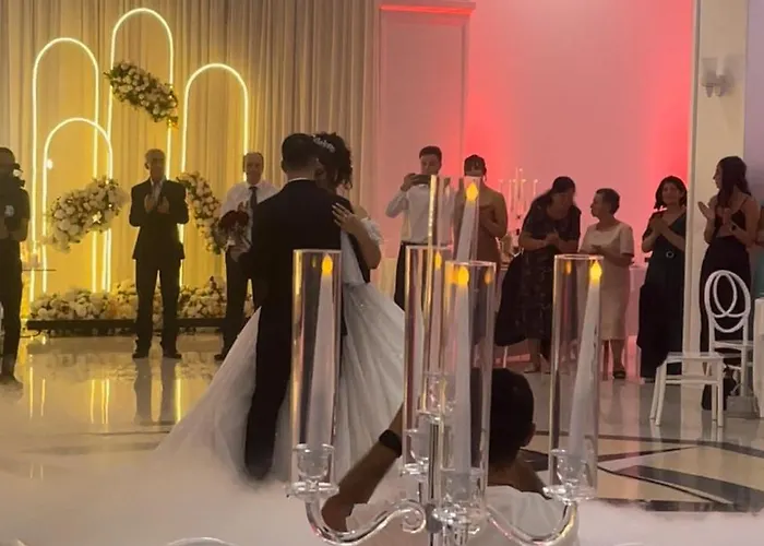 Misk & Szálloda Tirana